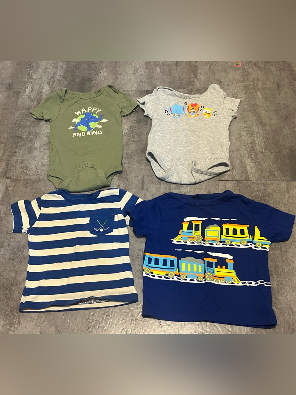 Assorted Graphic Tshirt Bundle of 4 (12 to 18 Months)